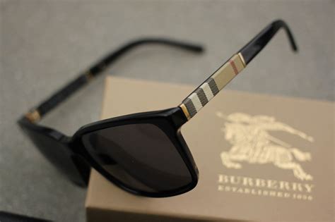 burberry sonnenbrille mit kette|Burberry Sonnenbrillen .